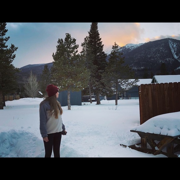 Meet your Posher, Kirsti - Picture 2 of 2